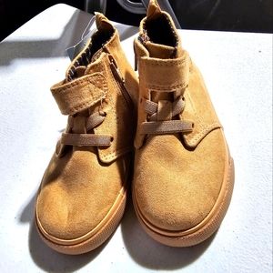 Cat and Jack shoe